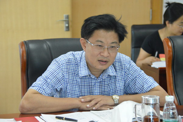 1464770800111060.jpg 谢江波副书记等十几位同志在学习会上相继发言讨论_缩小大小.JPG