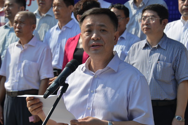 1462956601680805.jpg 海南省政协副主席、省科技厅厅长史贻云在启动仪式上讲话_缩小大小.JPG
