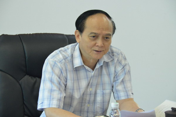 1464770772589922.jpg 廖小平书记主持专题学习_缩小大小.JPG