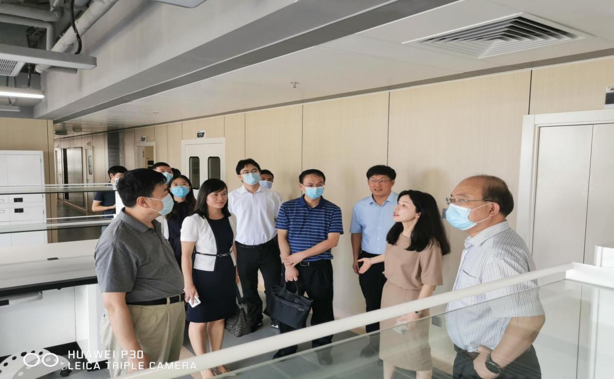 科技部重大专项司郑方能一行莅临我校药物研究与开发科技园调研指导工作-新闻网