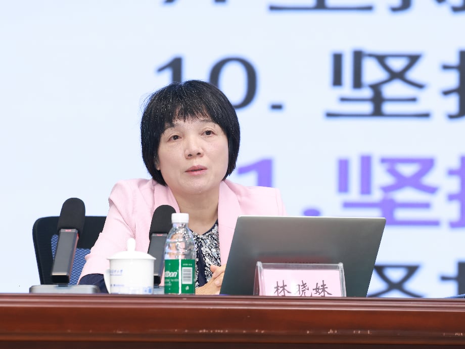 海南医科大学师生党员“同上一堂大课”