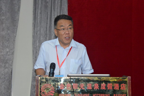 1450318849111280.jpg 吕传柱详细介绍学校的基本情况_缩小大小.JPG